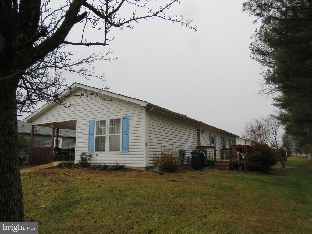 22 WISTERIA CT, New Hope, PA 18938