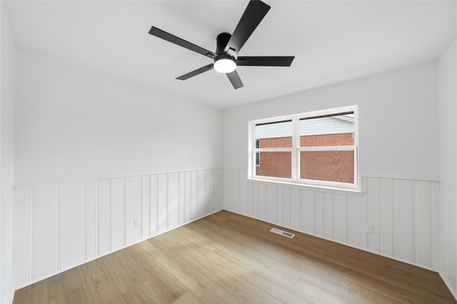 11743 Neering Drive, Dallas, TX 75218