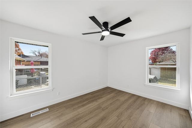 11743 Neering Drive, Dallas, TX 75218