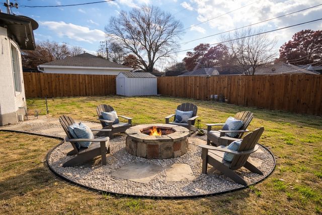 11743 Neering Drive, Dallas, TX 75218