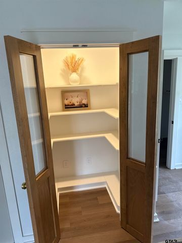 1 Sioux, Longview, TX 75605