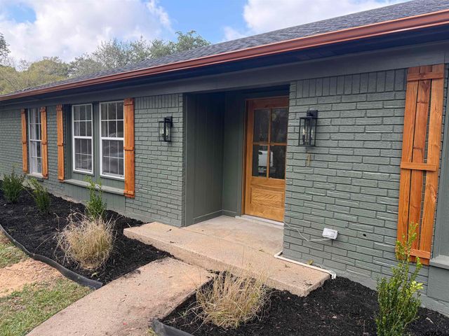 1 Sioux, Longview, TX 75605