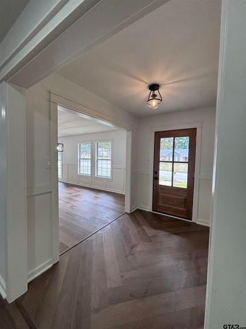 1 Sioux, Longview, TX 75605