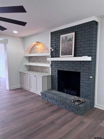 1 Sioux, Longview, TX 75605