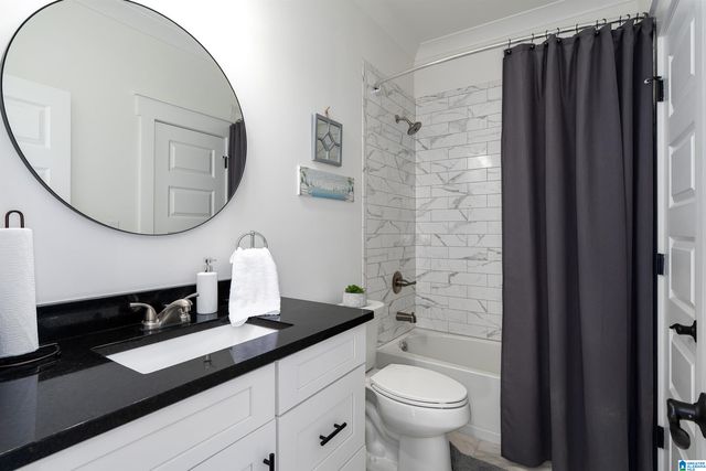 863 COUNTY ROAD 481, Clanton, AL 35046