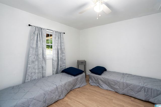 863 COUNTY ROAD 481, Clanton, AL 35046