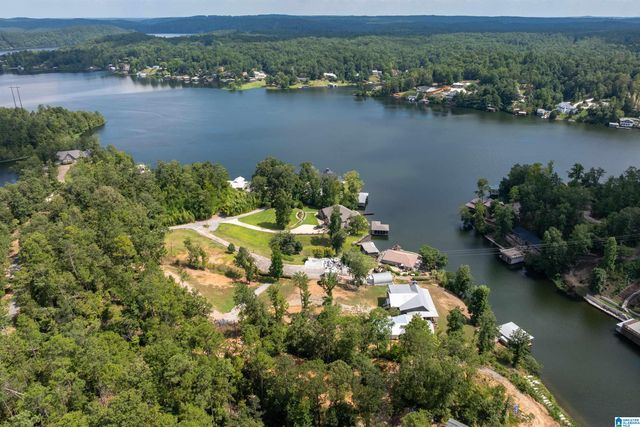 863 COUNTY ROAD 481, Clanton, AL 35046