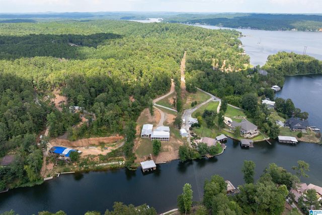 863 COUNTY ROAD 481, Clanton, AL 35046