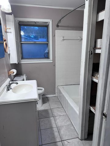 407 Miller Ave, Leesville, LA 71446