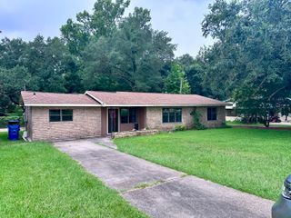 407 Miller Ave, Leesville, LA 71446