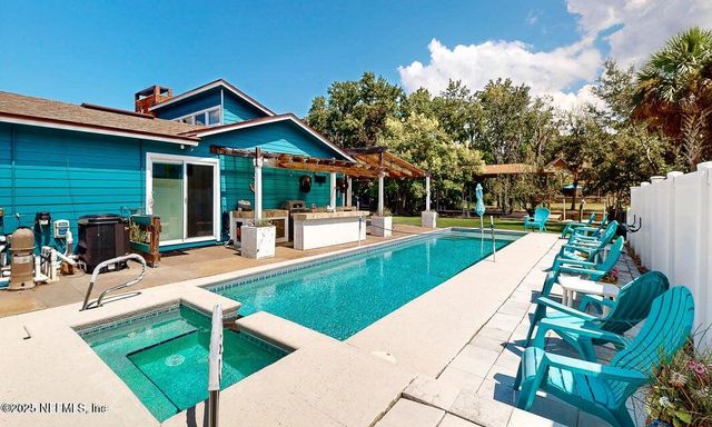 6433 RIVER POINT Drive, Fleming Island, FL 32003