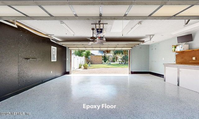 6433 RIVER POINT Drive, Fleming Island, FL 32003