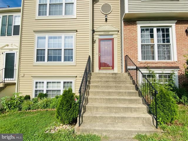 12888 HUNTERBROOK DR, Woodbridge, VA 22192