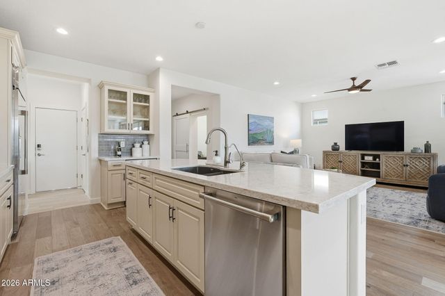 36147 N SERRANO Avenue, Queen Creek, AZ 85140