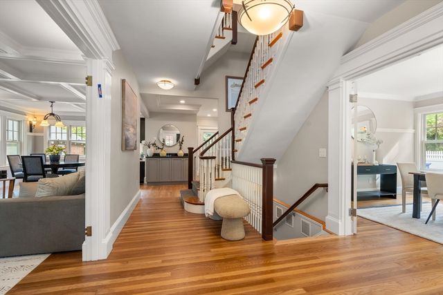 799 Commonwealth Avenue, Newton, MA 02459