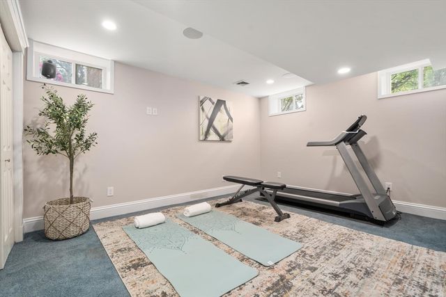 799 Commonwealth Avenue, Newton, MA 02459