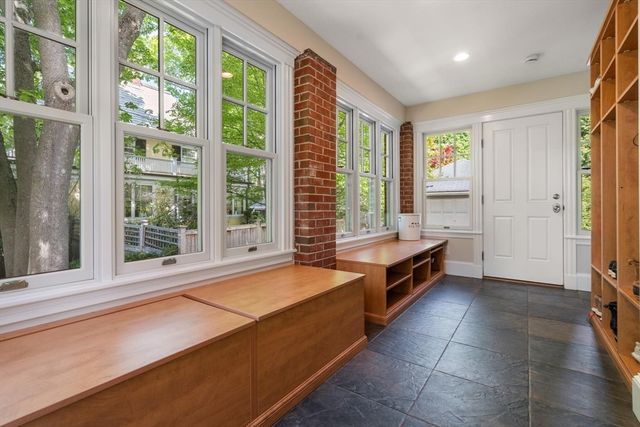 799 Commonwealth Avenue, Newton, MA 02459