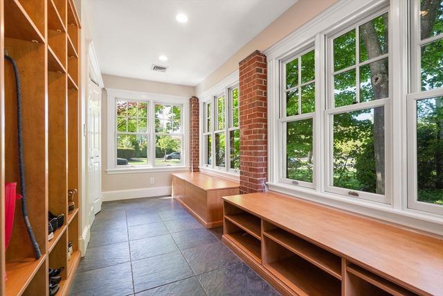 799 Commonwealth Avenue, Newton, MA 02459
