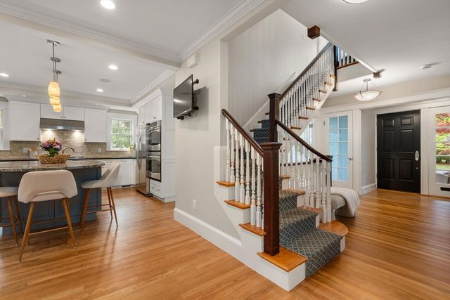 799 Commonwealth Avenue, Newton, MA 02459