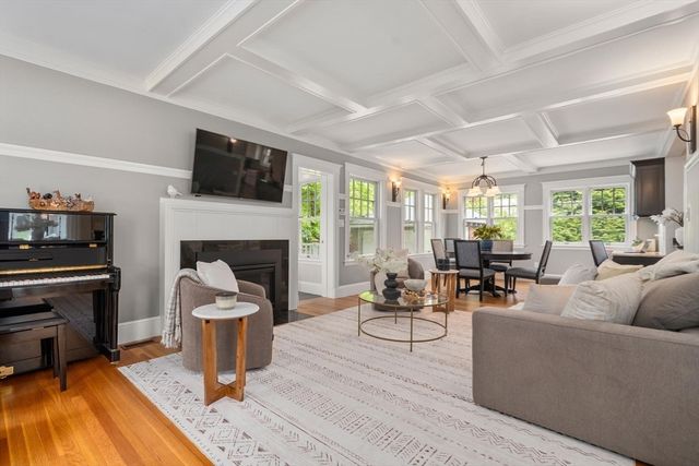 799 Commonwealth Avenue, Newton, MA 02459