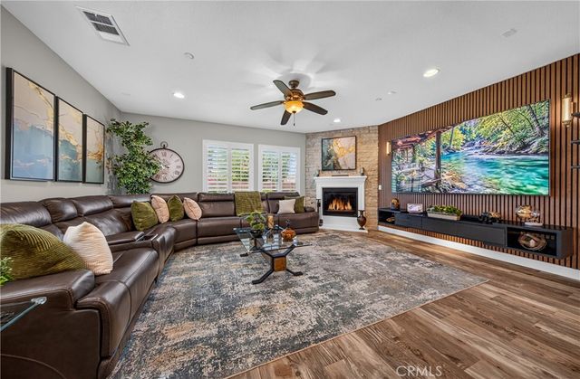 25579 Foxglove Lane, Corona, CA 92883