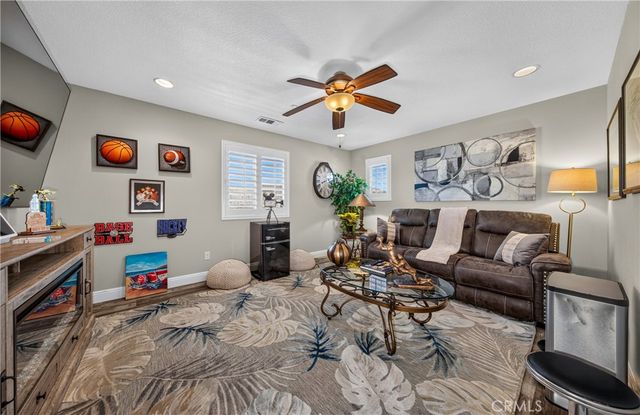 25579 Foxglove Lane, Corona, CA 92883