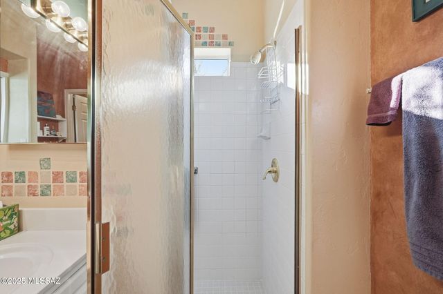 575 W Via Rosaldo, Green Valley, AZ 85614