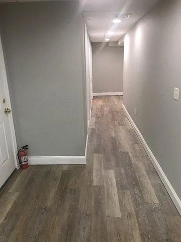 60 Puritan 1, Somerville, MA 02145
