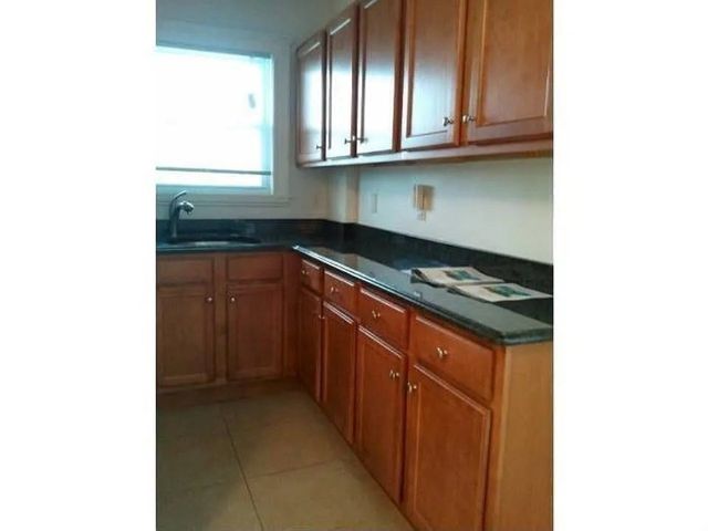 60 Puritan 1, Somerville, MA 02145