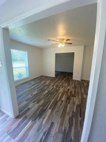 3803 Regency Drive, Houston, TX 77045