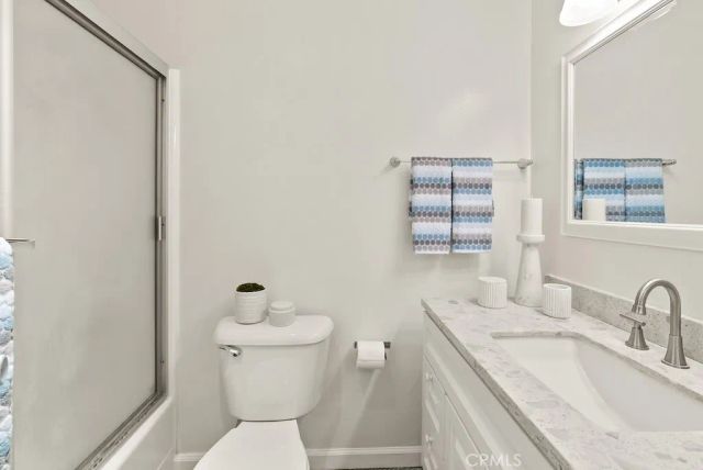 18620 Hatteras Street 223, Tarzana, CA 91356