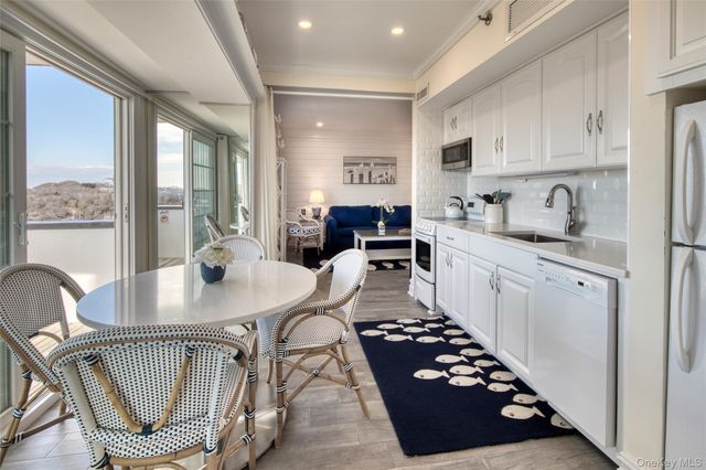 236 Edgemere Street 223, Montauk, NY 11954