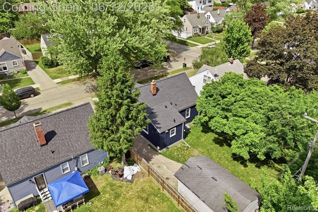 1920 Brockton Avenue, Royal Oak, MI 48067