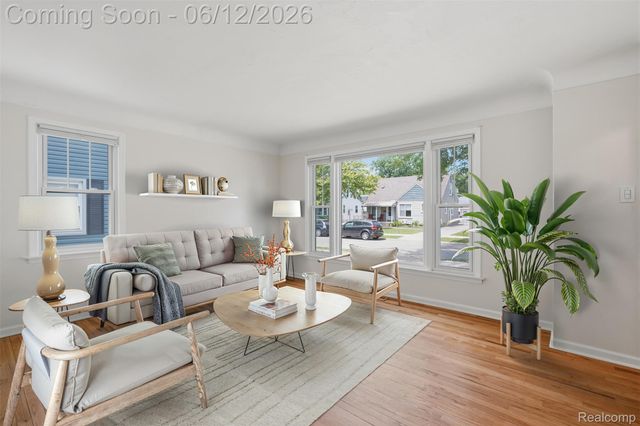 1920 Brockton Avenue, Royal Oak, MI 48067