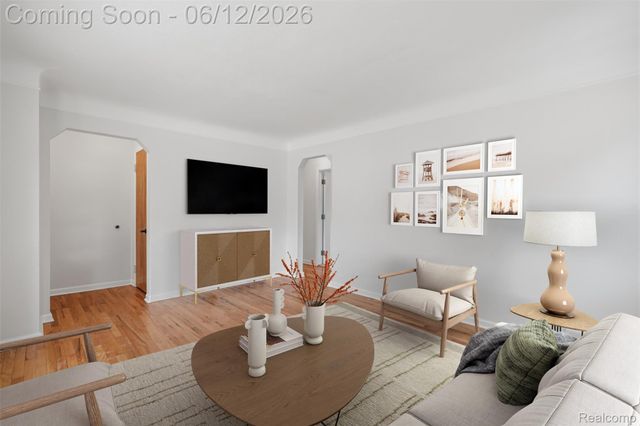 1920 Brockton Avenue, Royal Oak, MI 48067