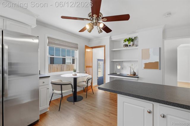 1920 Brockton Avenue, Royal Oak, MI 48067