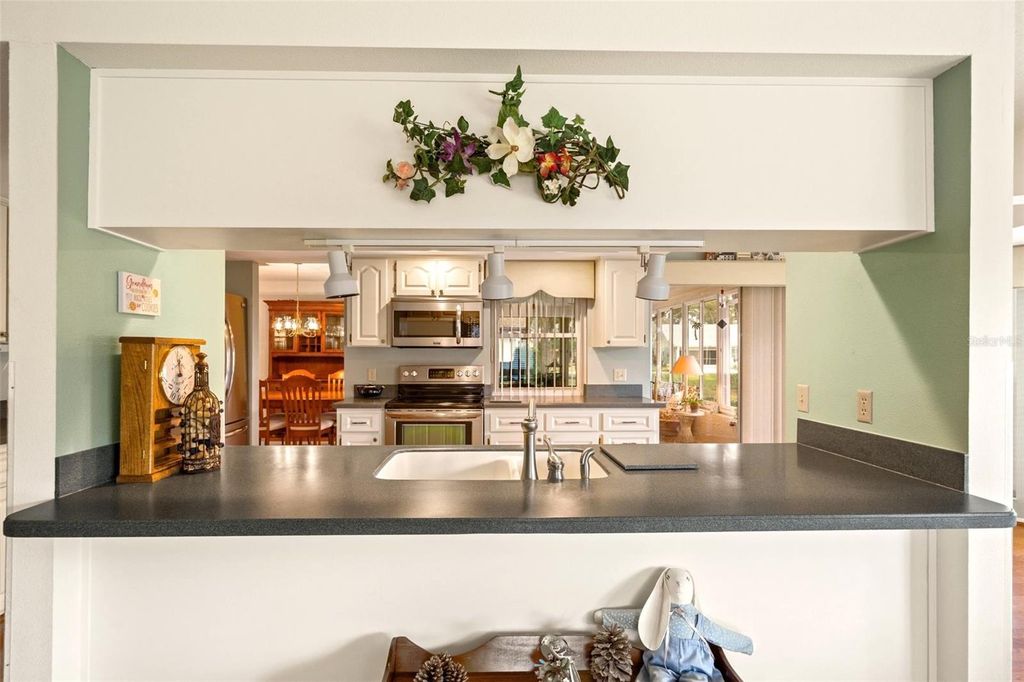 Image 15 of property listing at 2192 CARRIAGE LANE, Spring Hill, FL 34606