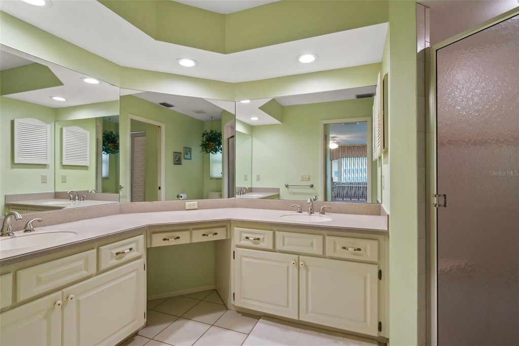 Image 24 of property listing at 2192 CARRIAGE LANE, Spring Hill, FL 34606