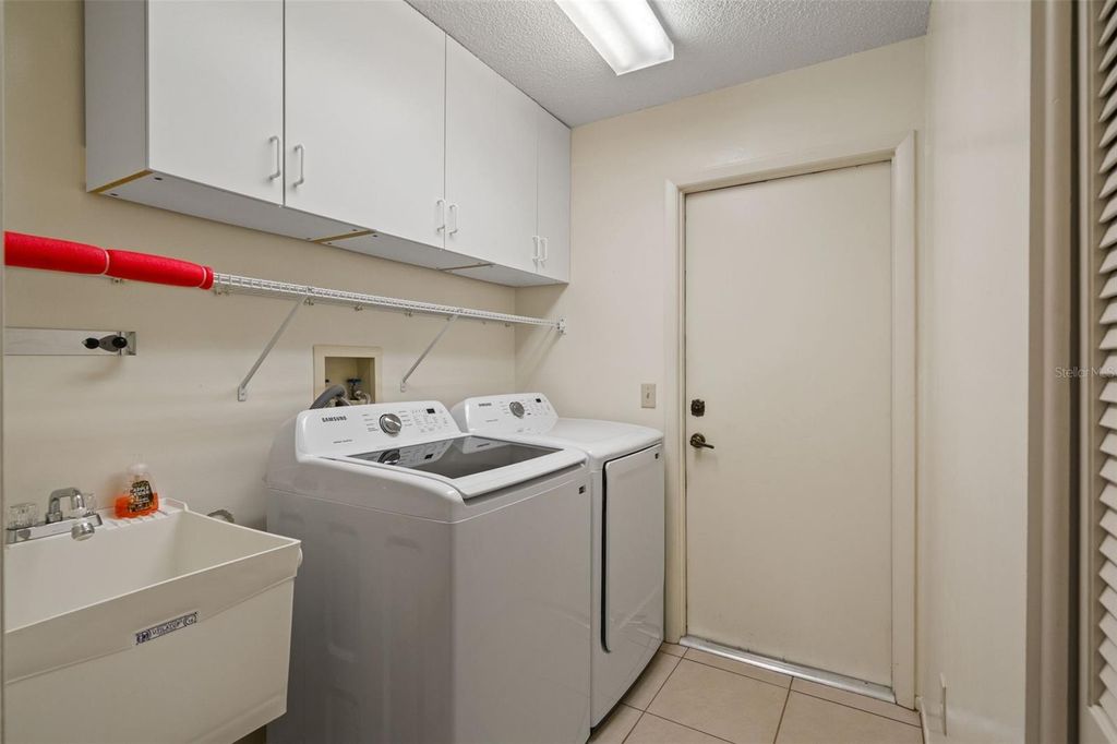 Image 31 of property listing at 2192 CARRIAGE LANE, Spring Hill, FL 34606