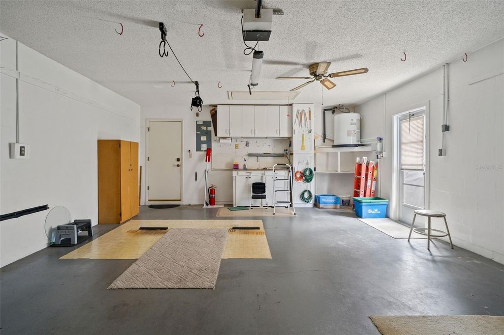 Image 33 of property listing at 2192 CARRIAGE LANE, Spring Hill, FL 34606