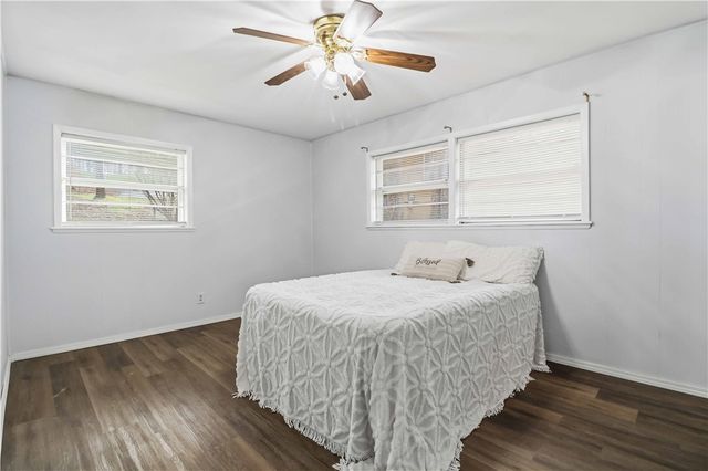 7 Kalynn Lane, Bella Vista, AR 72714