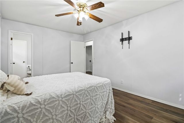 7 Kalynn Lane, Bella Vista, AR 72714