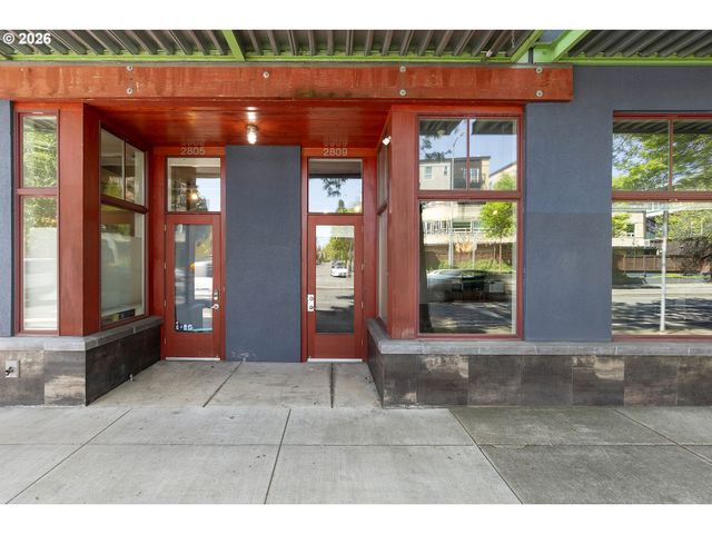 2809 Ne M L KING Blvd 2, Portland, OR 97212