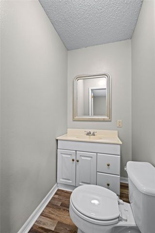 2302 Beth Lane, Bentonville, AR 72712