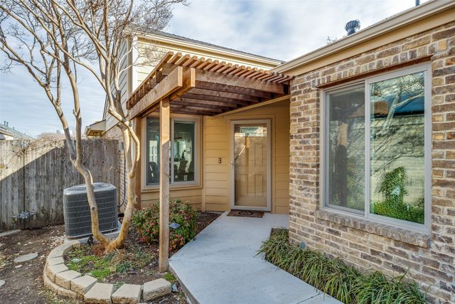 3919 Winter Park Lane, Addison, TX 75001
