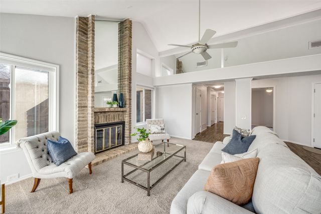 3919 Winter Park Lane, Addison, TX 75001