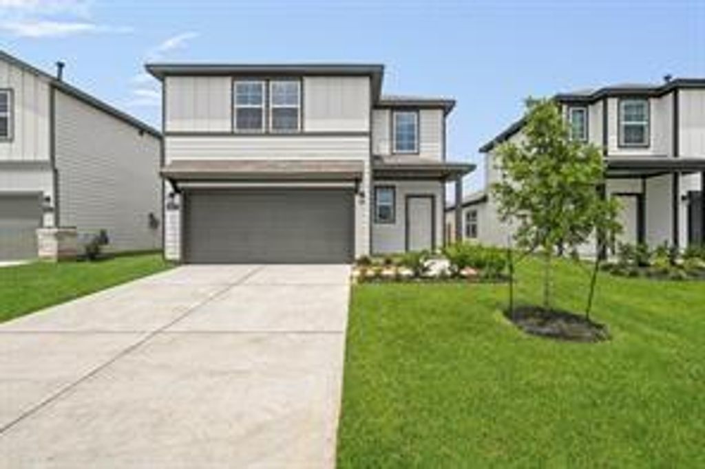 3914 Windy Whisper Drive, Brookshire, TX 77423