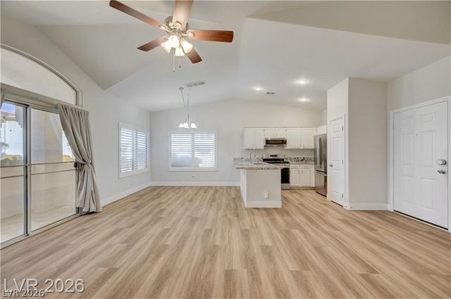 7250 White Dove Drive 104, Las Vegas, NV 89149