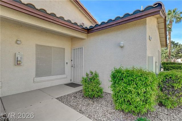 7250 White Dove Drive 104, Las Vegas, NV 89149