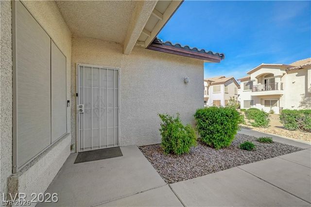 7250 White Dove Drive 104, Las Vegas, NV 89149
